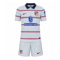 Dětský fotbalový dres Atletico Madrid Rodrigo Mendoza #4 2026-27 Třetí Krátký Rukáv (+ trenýrky)